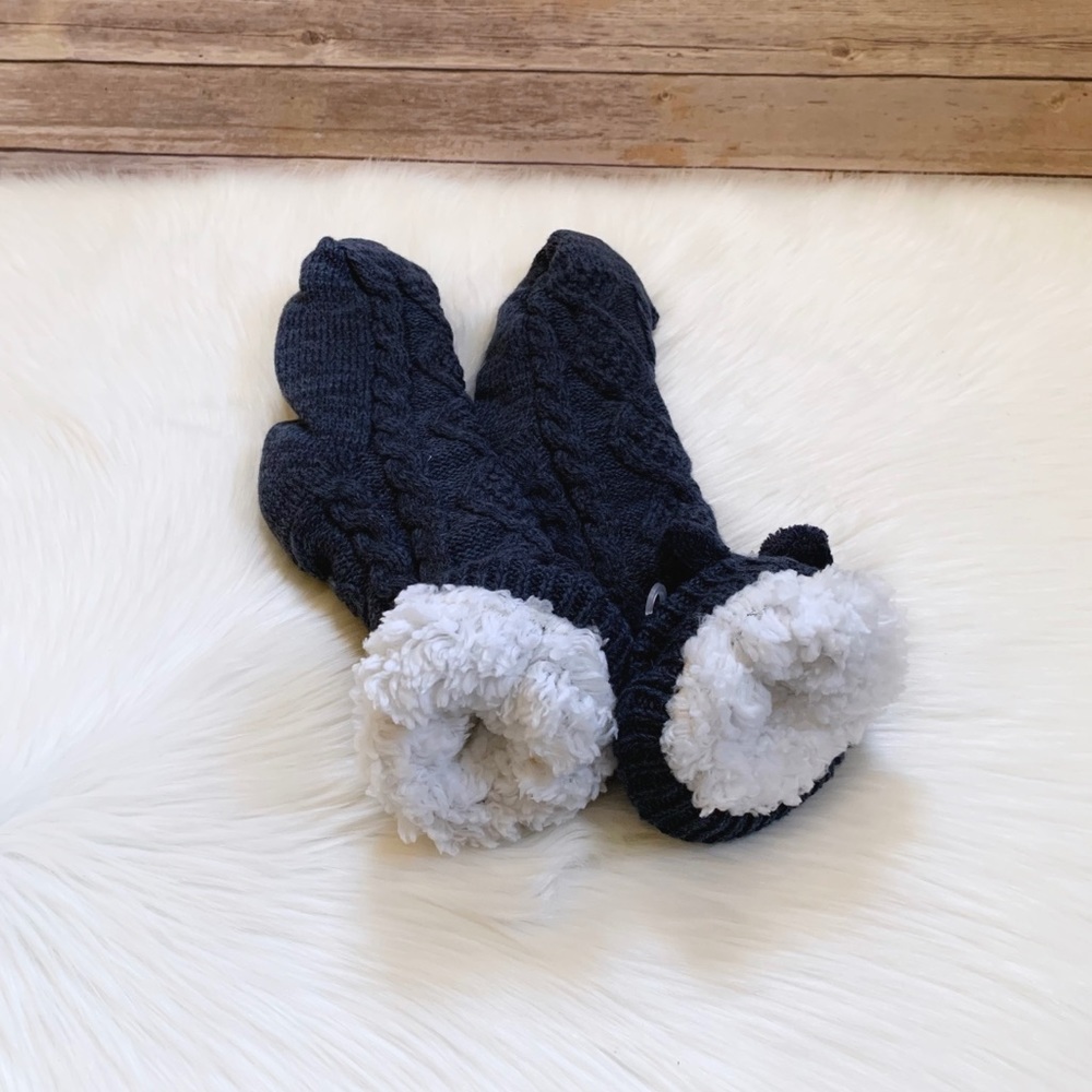 UGG Pom Pom Fleece Lined Cozy Socks - Picture 5 of 5